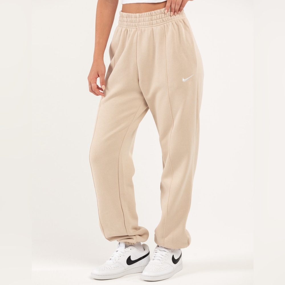 Nike Beige Sweatpants